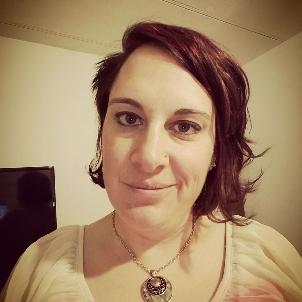Meet your Posher, Laurie
